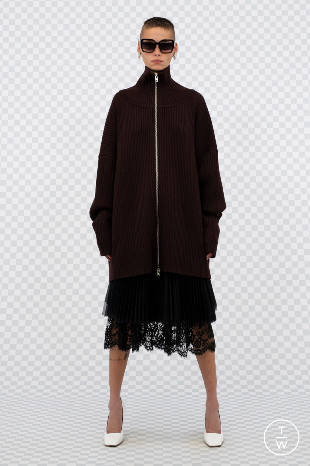 Fashion Week Paris Spring/Summer 2022 look 119 from the VETEMENTS collection 女装