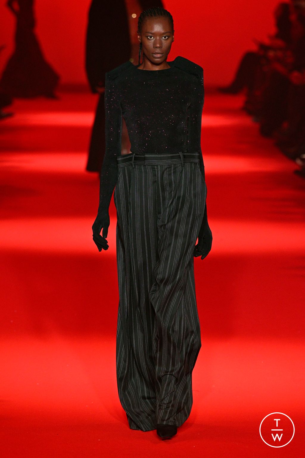 Fashion Week Paris Fall/Winter 2024 look 66 from the VETEMENTS collection womenswear