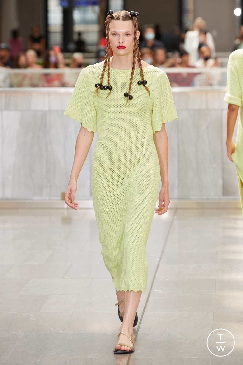 Fashion Week New York Spring/Summer 2022 look 7 from the VICTOR GLEMAUD collection womenswear