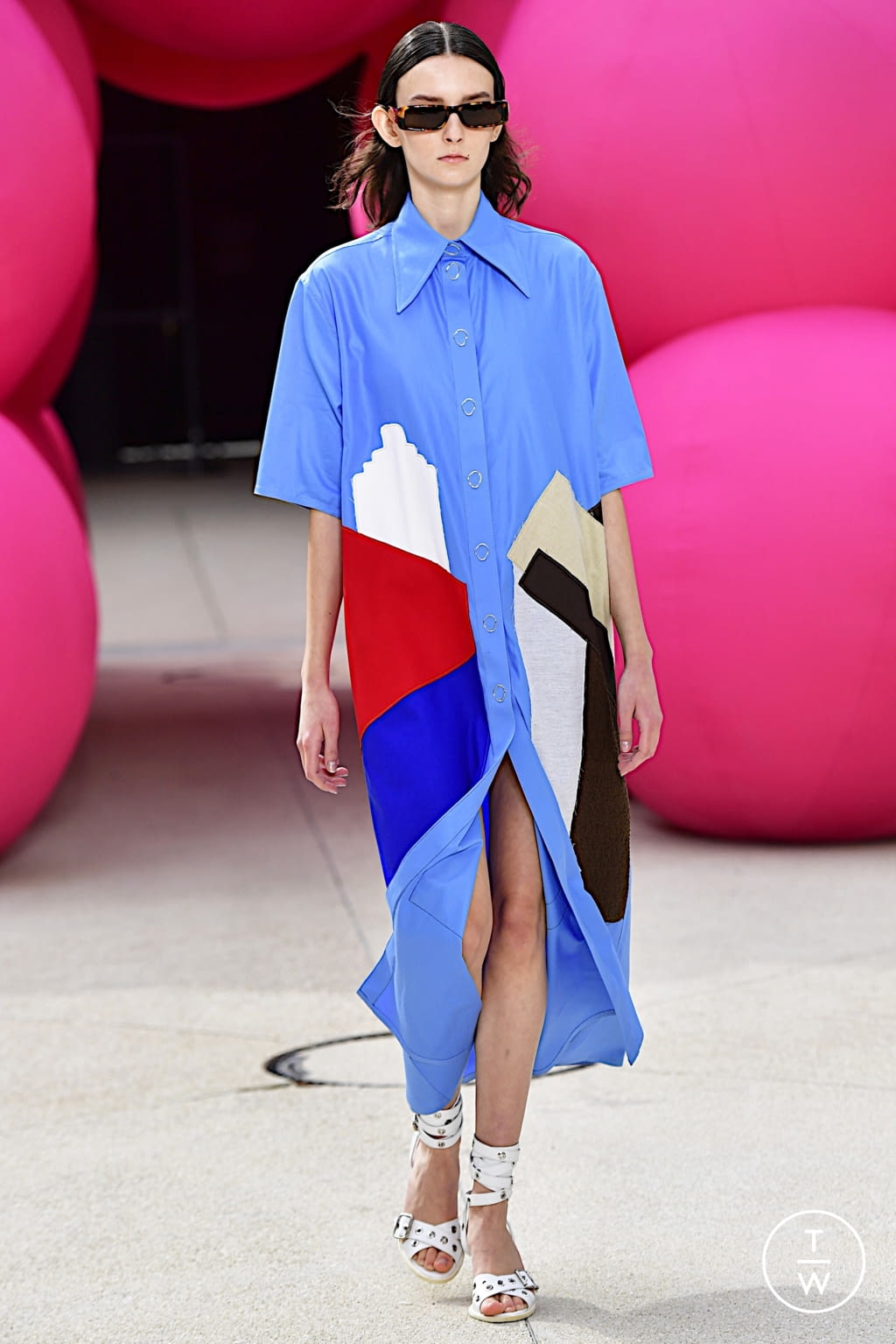 Fashion Week Paris Spring/Summer 2022 look 5 from the Victoria/tomas collection womenswear