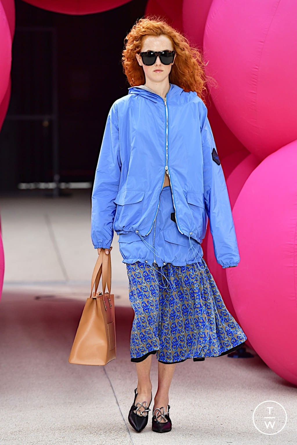 Fashion Week Paris Spring/Summer 2022 look 30 from the Victoria/tomas collection 女装