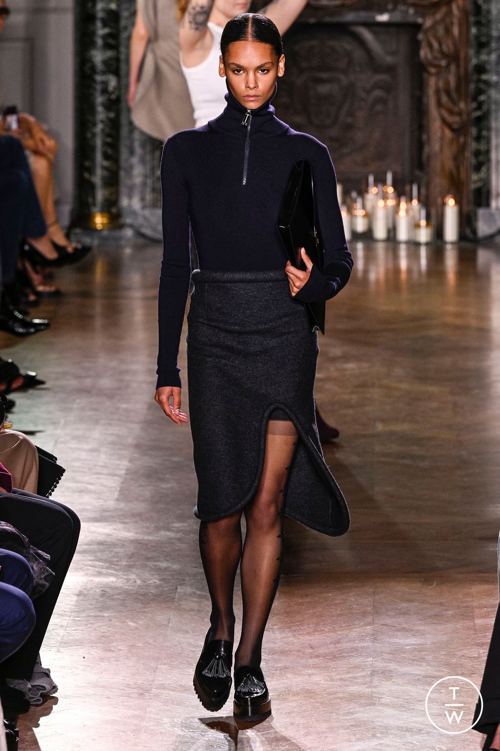 Fashion Week Paris Fall/Winter 2024 look 7 from the Victoria Beckham collection womenswear