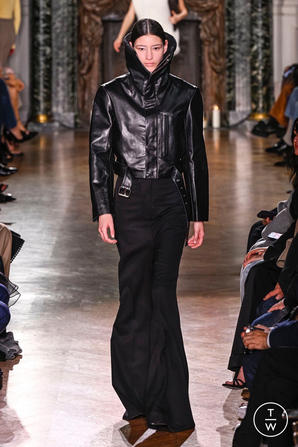 Fashion Week Paris Fall/Winter 2024 look 9 from the Victoria Beckham collection womenswear