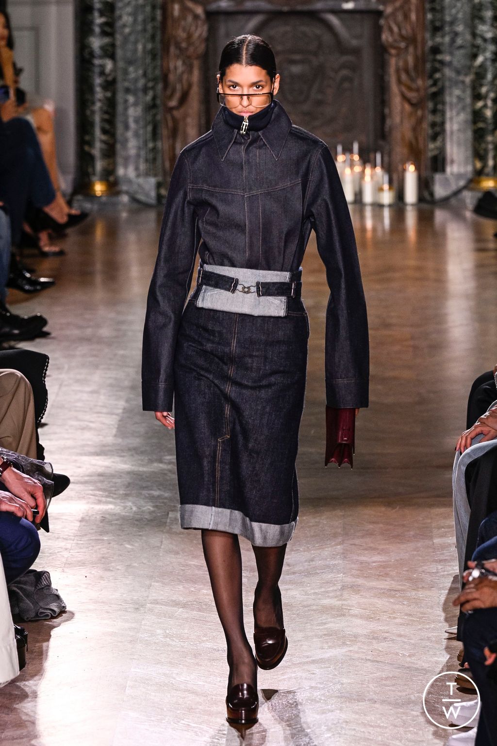 Fashion Week Paris Fall/Winter 2024 look 29 from the Victoria Beckham collection womenswear