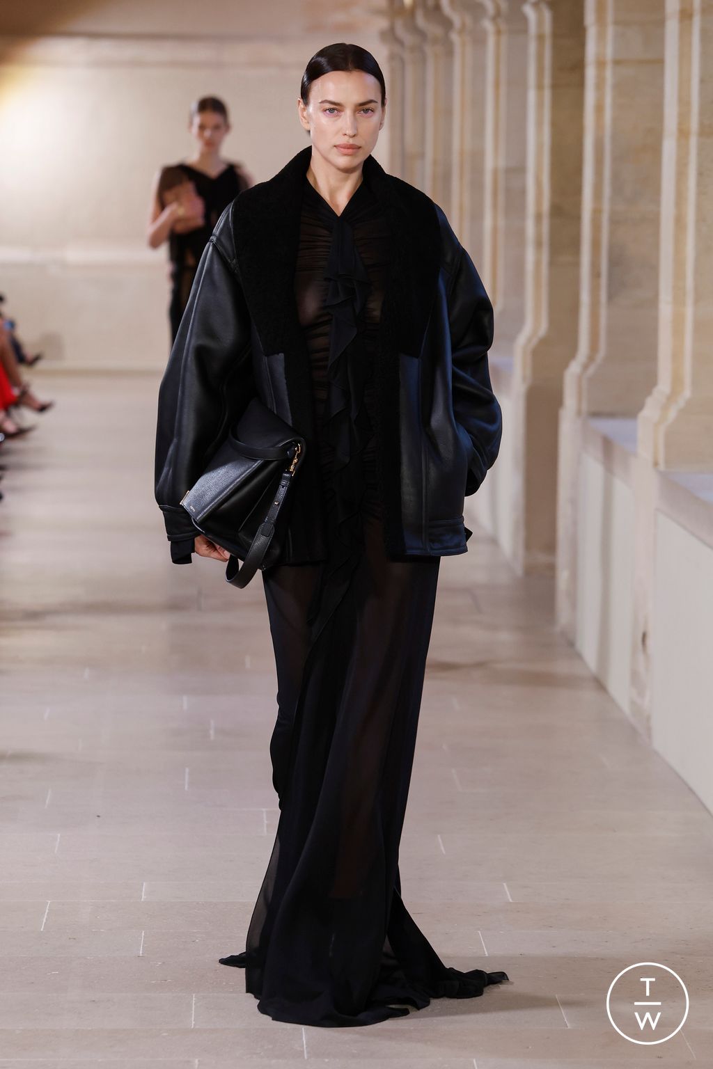 Fashion Week Paris Fall/Winter 2023 look 31 from the Victoria Beckham collection womenswear