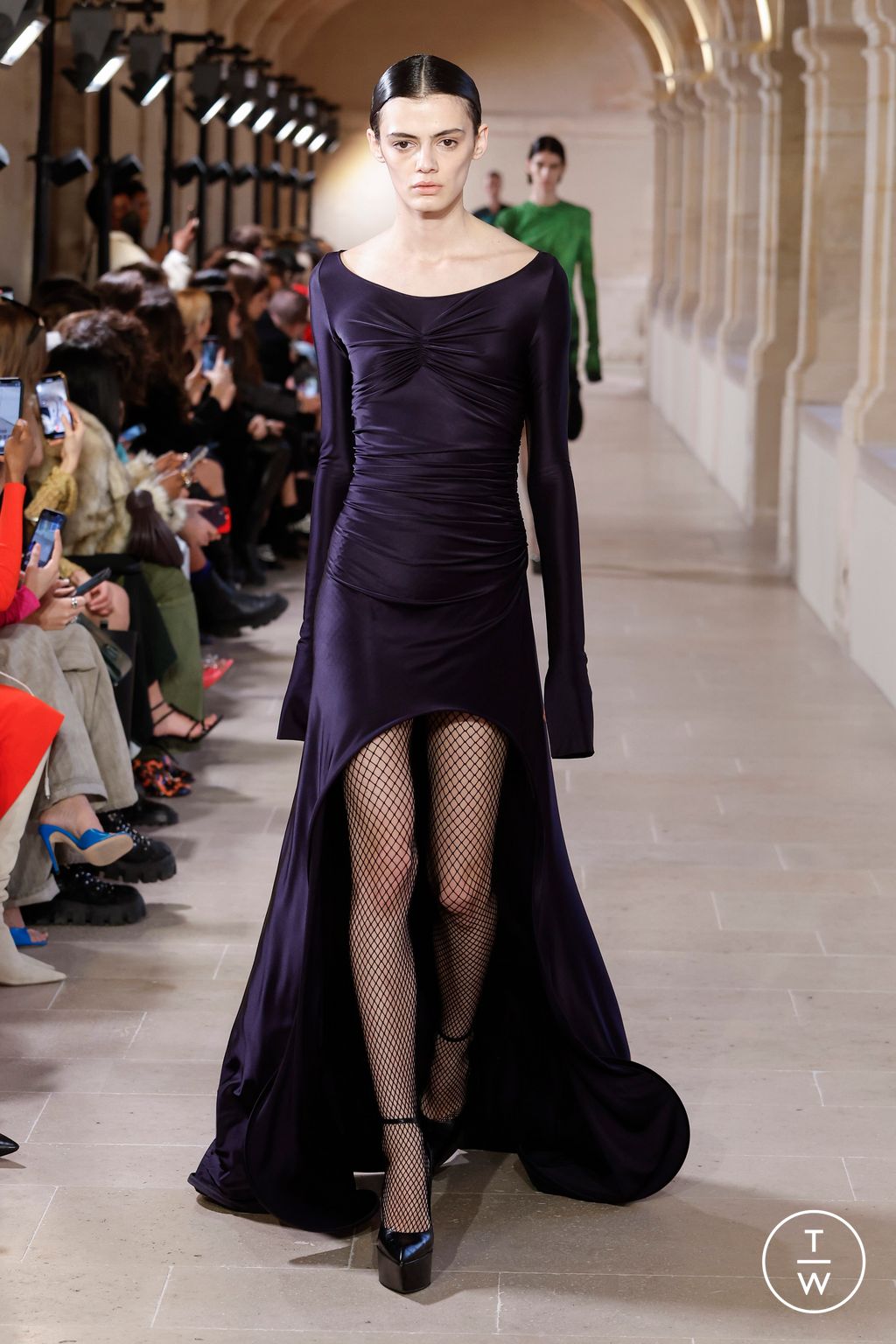 Fashion Week Paris Fall/Winter 2023 look 38 from the Victoria Beckham collection womenswear