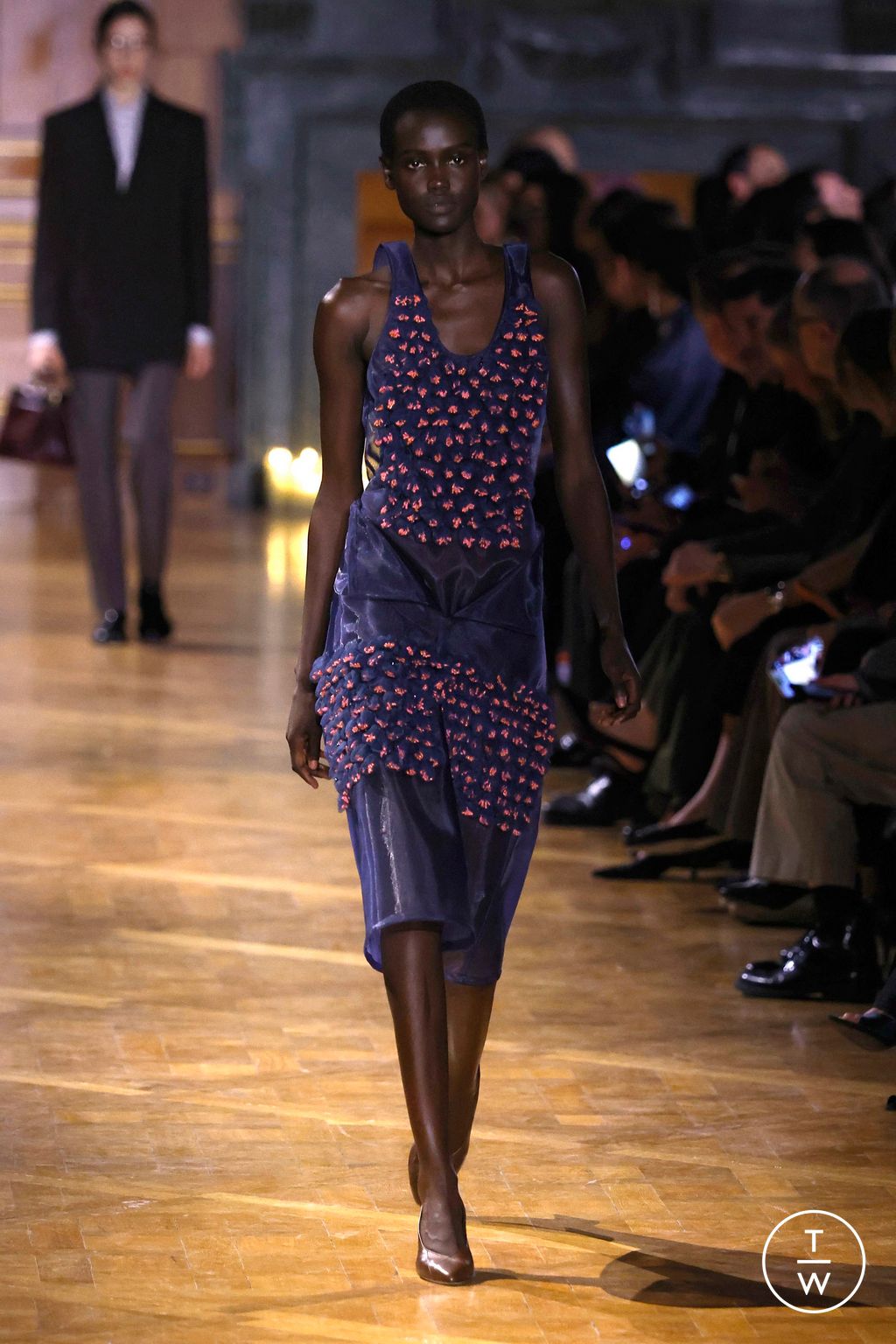 Fashion Week Paris Fall/Winter 2026 look 22 de la collection Victoria Beckham womenswear