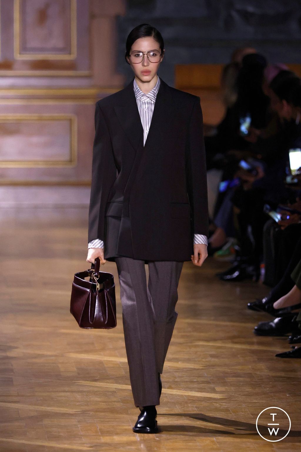 Fashion Week Paris Fall/Winter 2026 look 23 from the Victoria Beckham collection womenswear