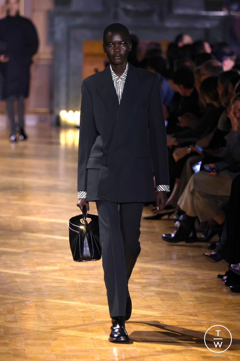 Fashion Week Paris Fall/Winter 2026 look 25 from the Victoria Beckham collection womenswear