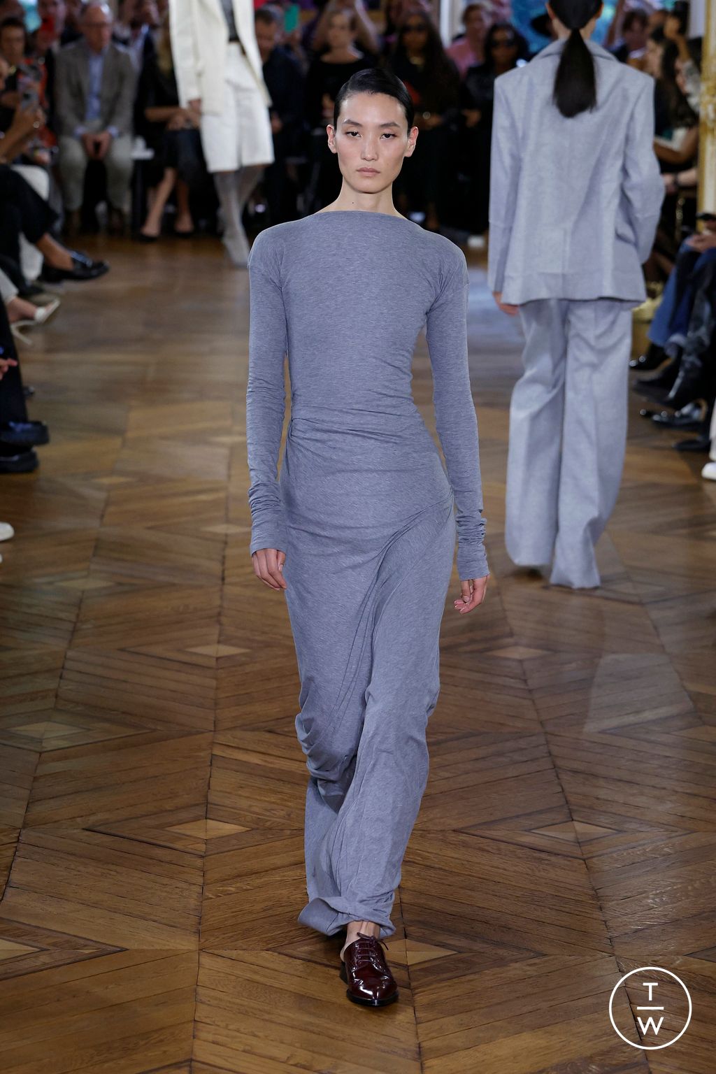 Fashion Week Paris Spring/Summer 2024 look 6 from the Victoria Beckham collection womenswear