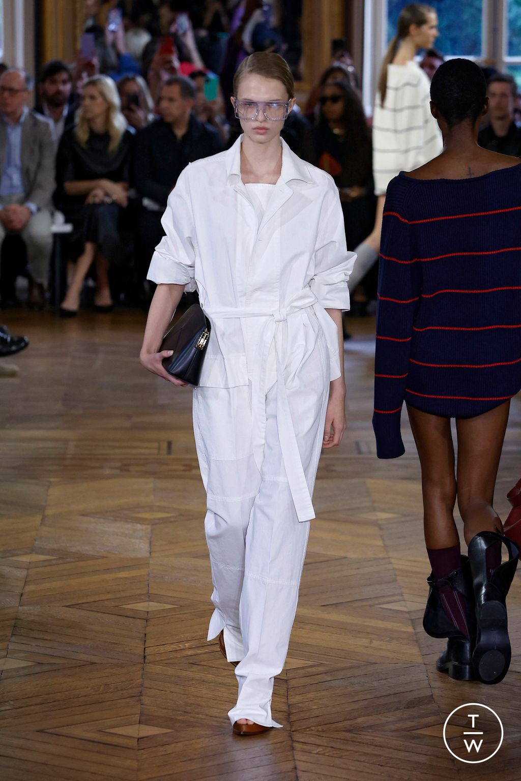 Fashion Week Paris Spring/Summer 2024 look 14 from the Victoria Beckham collection womenswear