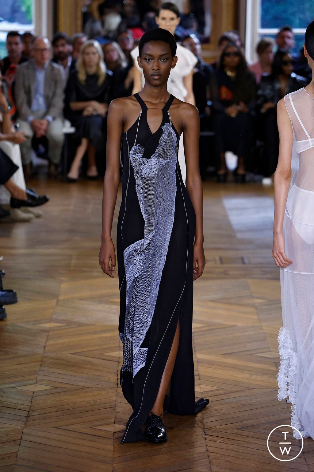 Fashion Week Paris Spring/Summer 2024 look 35 from the Victoria Beckham collection womenswear