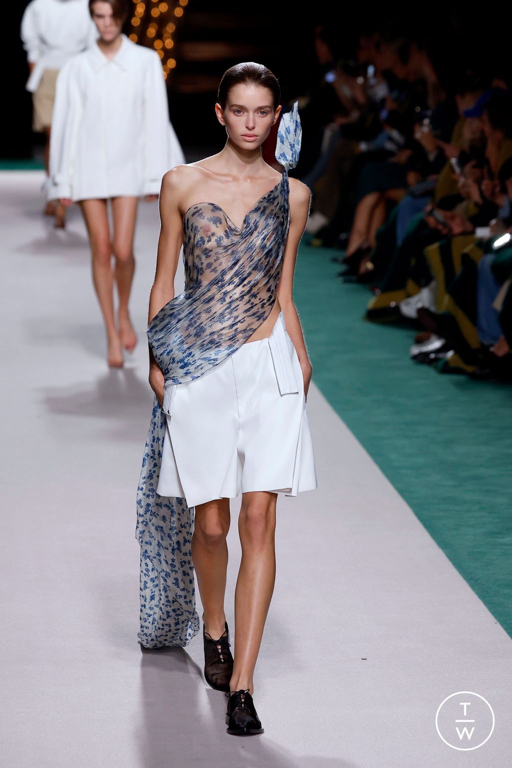 Fashion Week Paris Spring-Summer 2025 look 8 from the Victoria Beckham collection womenswear