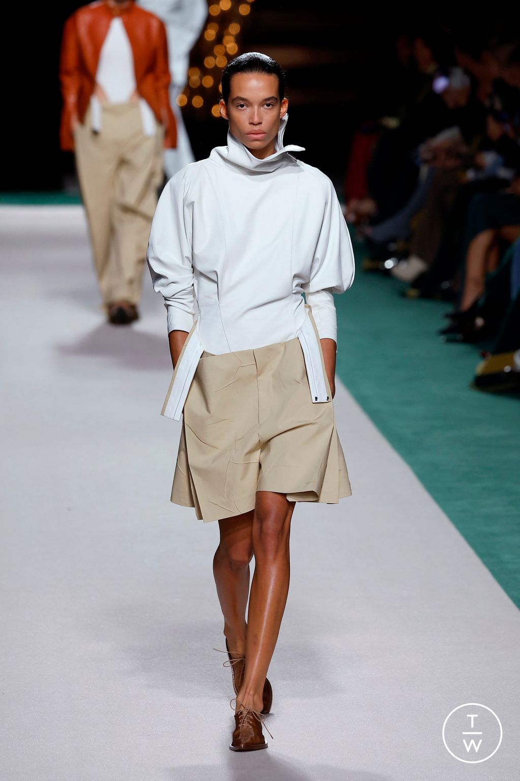 Fashion Week Paris Spring/Summer 2025 look 10 from the Victoria Beckham collection womenswear