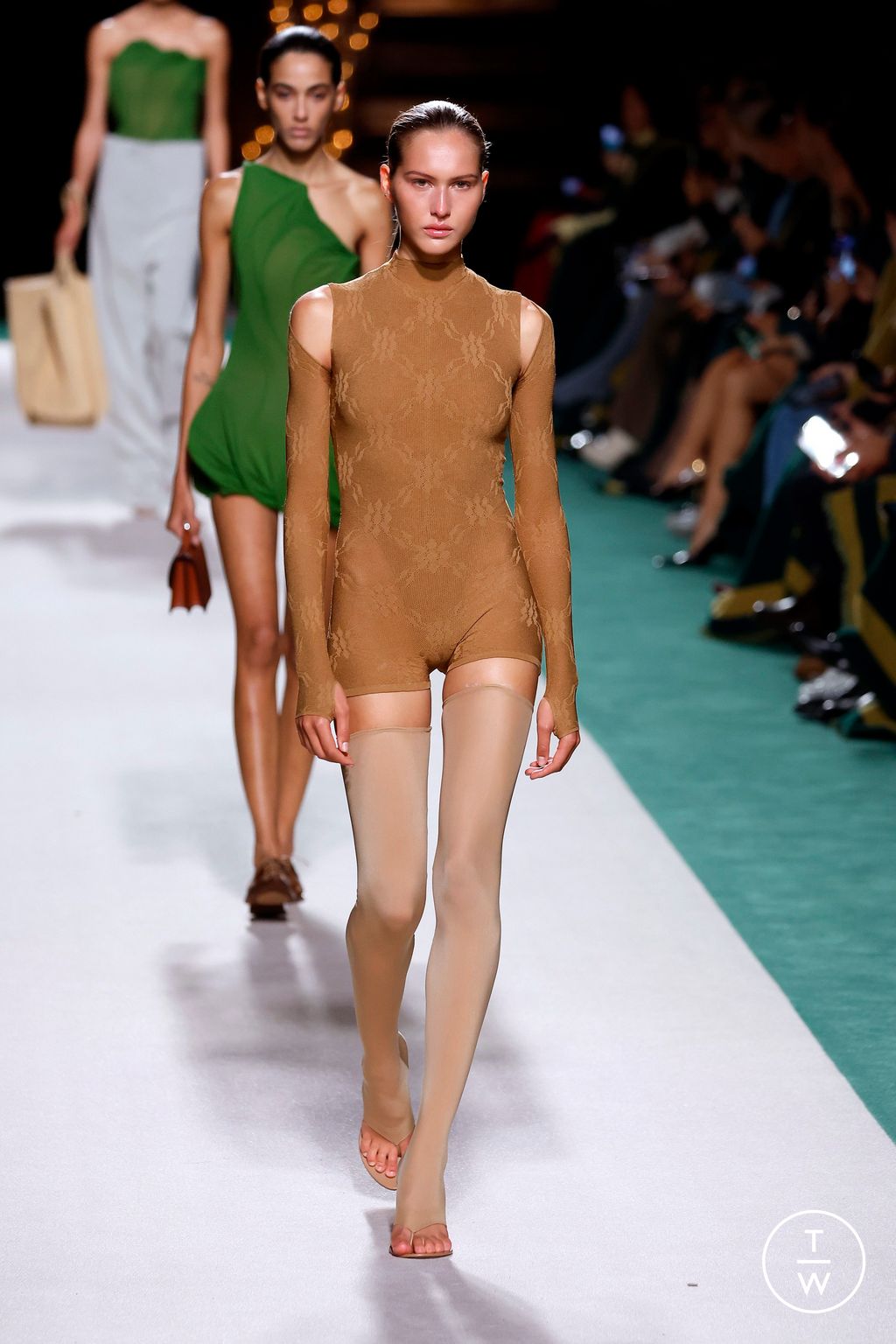 Fashion Week Paris Spring/Summer 2025 look 28 from the Victoria Beckham collection womenswear