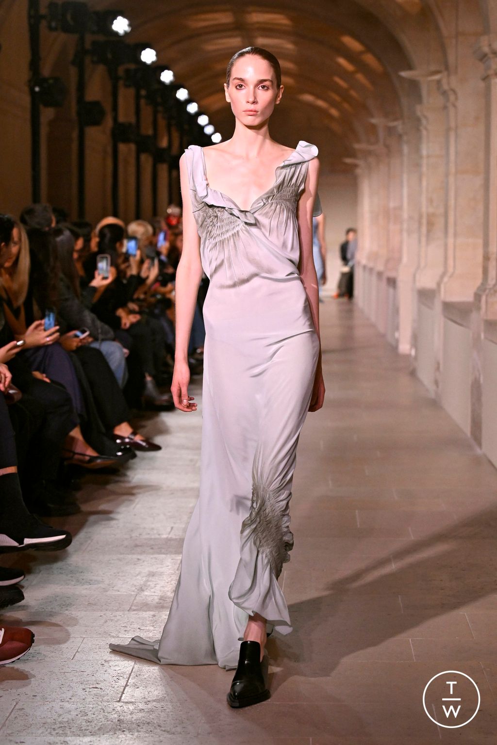 Fashion Week Paris Spring/Summer 2026 look 8 from the Victoria Beckham collection womenswear