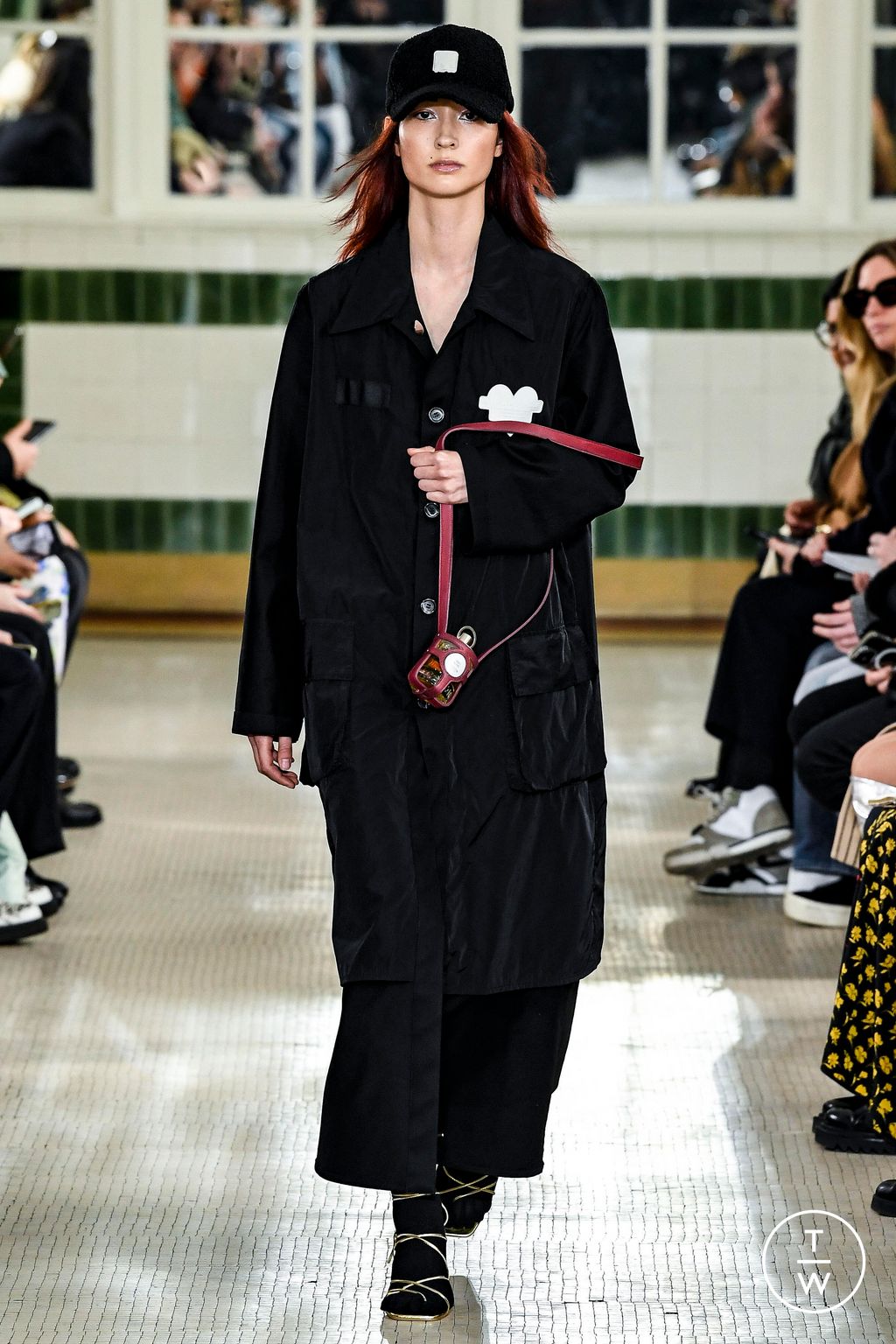 Fashion Week Paris Fall/Winter 2023 look 3 from the Victoria/tomas collection womenswear
