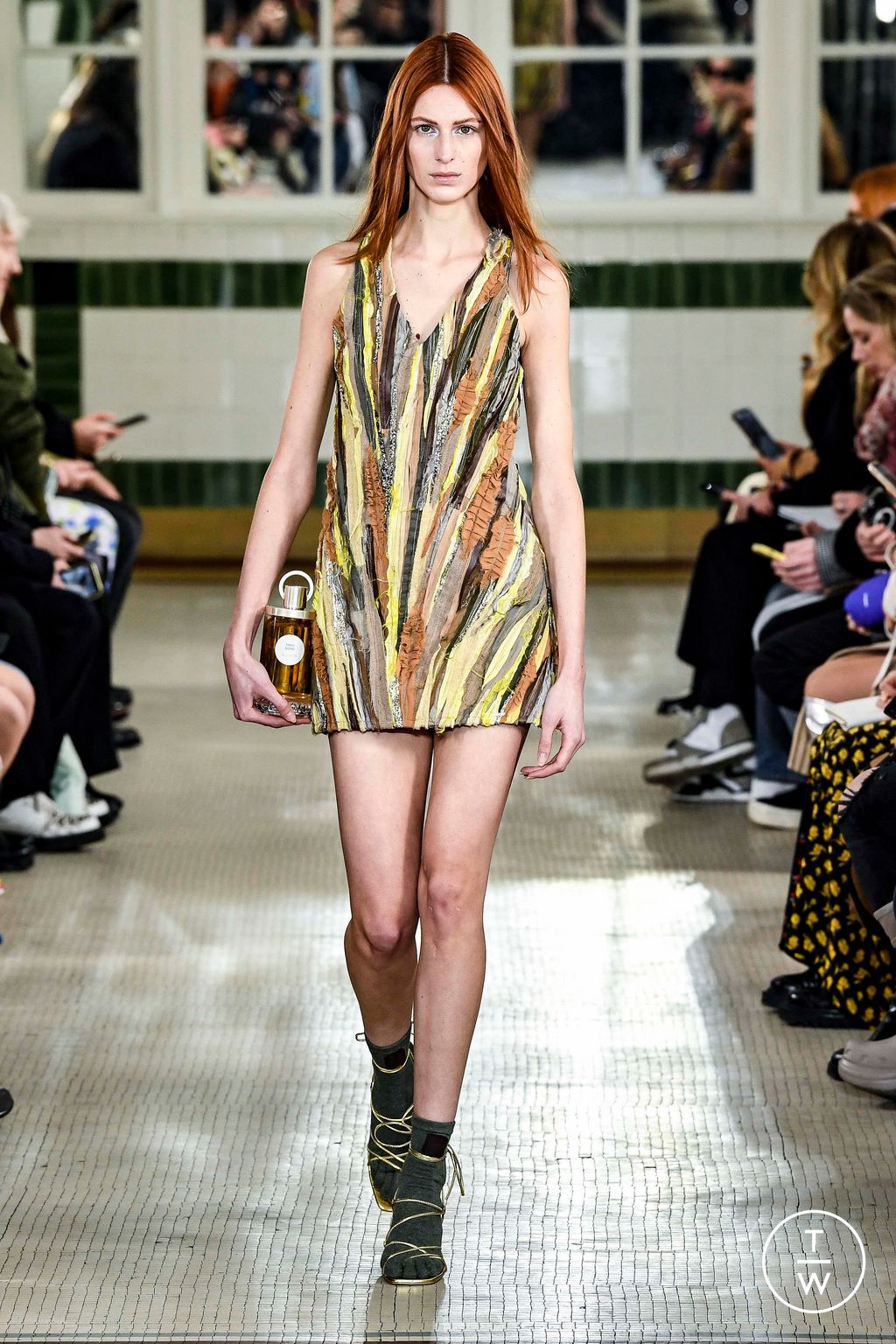 Fashion Week Paris Fall/Winter 2023 look 8 de la collection Victoria/tomas womenswear