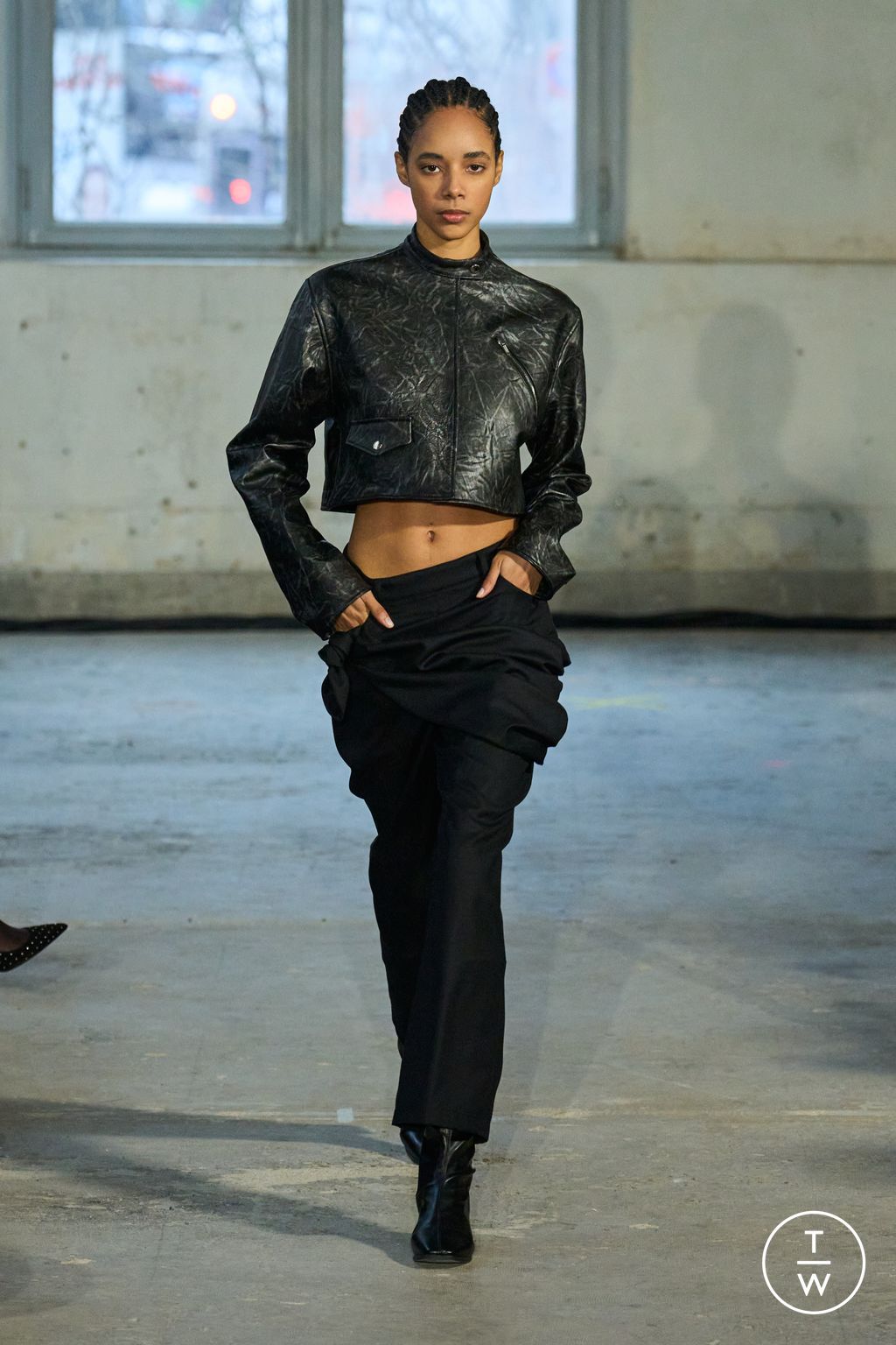 Fashion Week Paris Fall/Winter 2024 look 24 from the Victoria/tomas collection womenswear