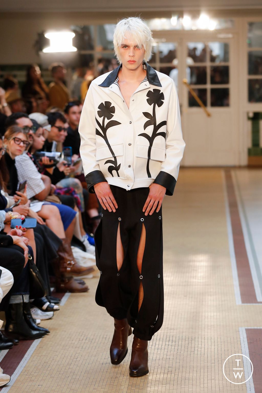 Fashion Week Paris Spring/Summer 2024 look 2 from the Victoria/tomas collection womenswear