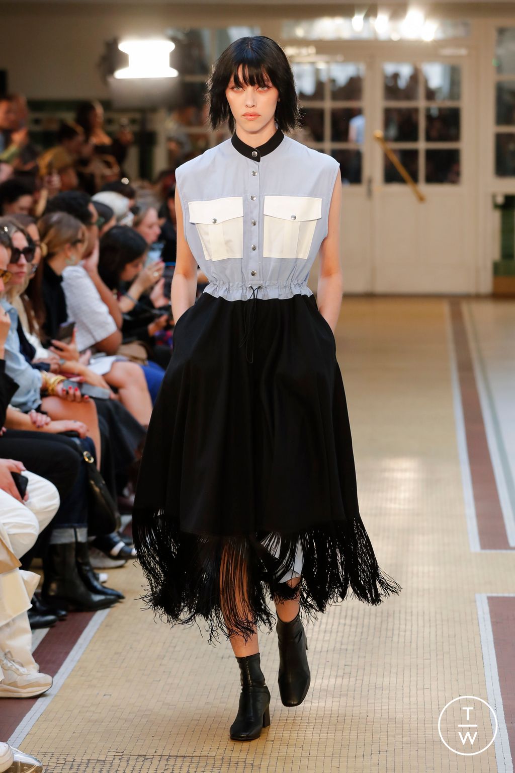 Fashion Week Paris Spring/Summer 2024 look 4 from the Victoria/tomas collection 女装