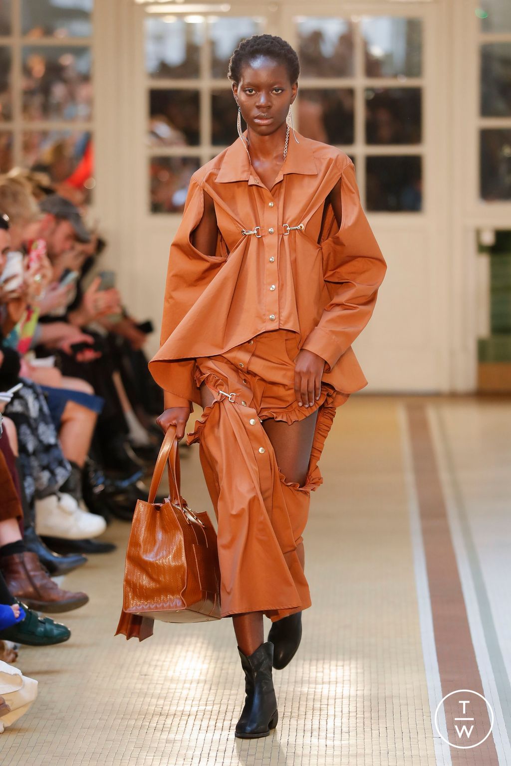 Fashion Week Paris Spring/Summer 2024 look 10 from the Victoria/tomas collection womenswear