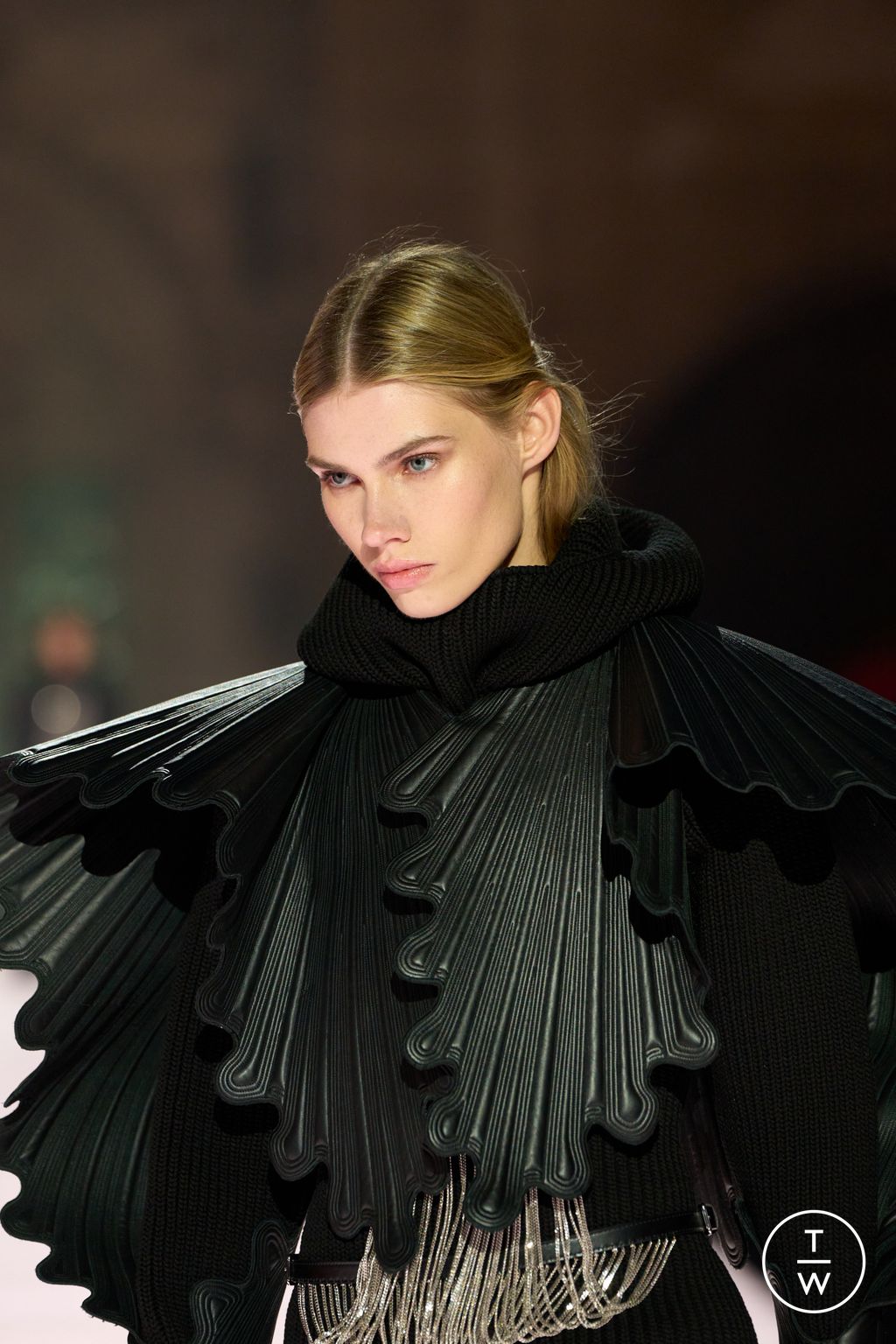 Fashion Week Paris Resort 2026 look 14 from the Louis Vuitton collection womenswear accessories