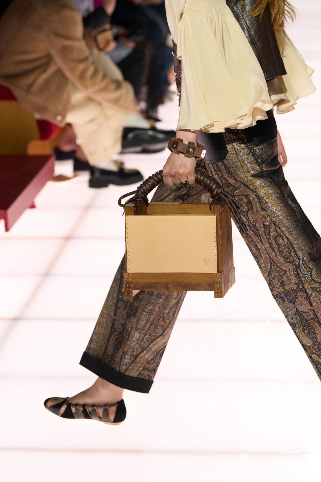 Fashion Week Paris Resort 2026 look 42 from the Louis Vuitton collection womenswear accessories