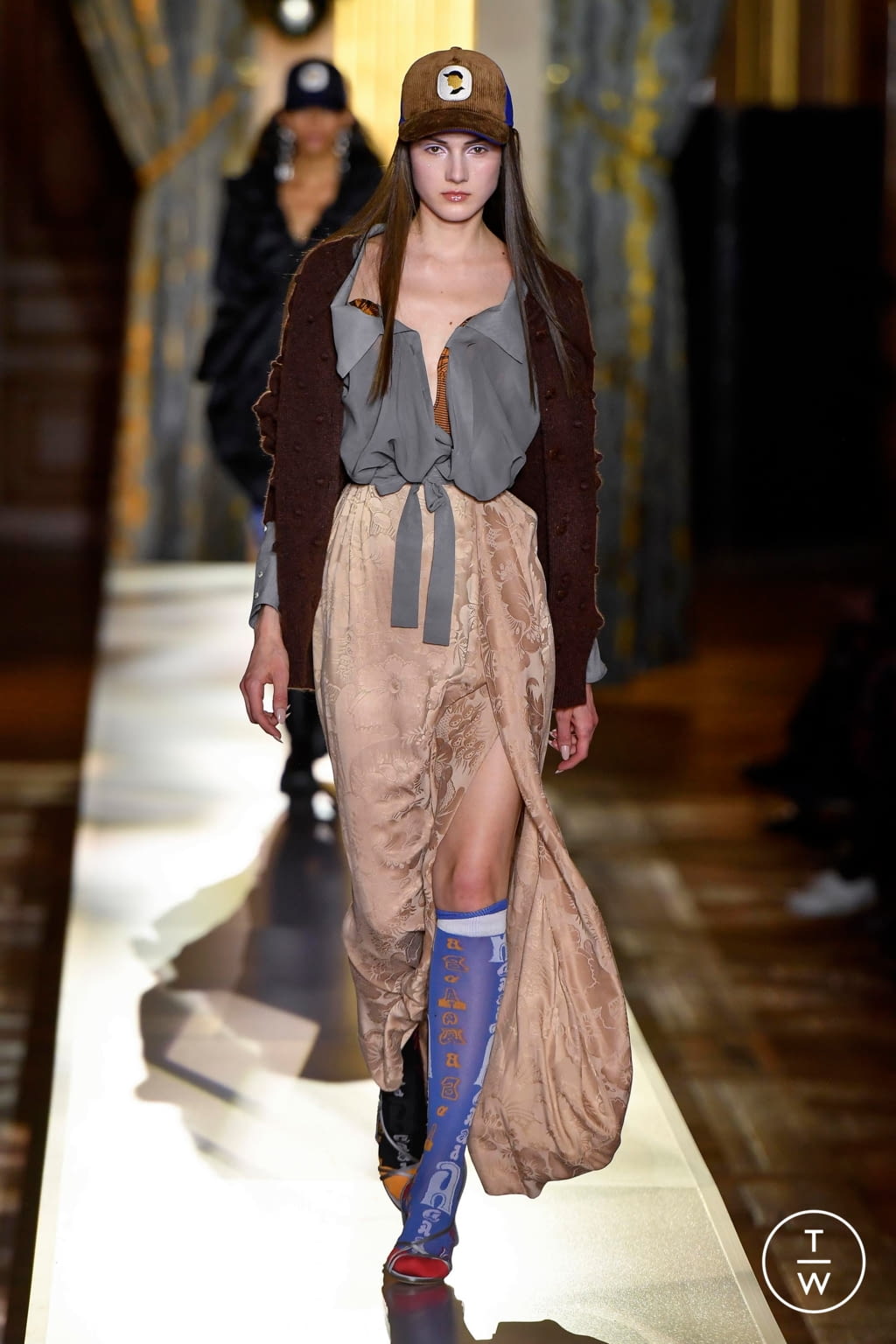 Fashion Week Paris Fall/Winter 2020 look 33 from the Andreas Kronthaler for Vivienne Westwood collection womenswear