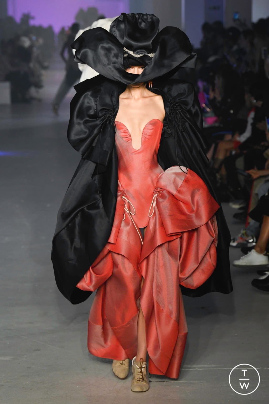 Fashion Week Paris Spring/Summer 2020 look 56 de la collection Andreas Kronthaler for Vivienne Westwood womenswear