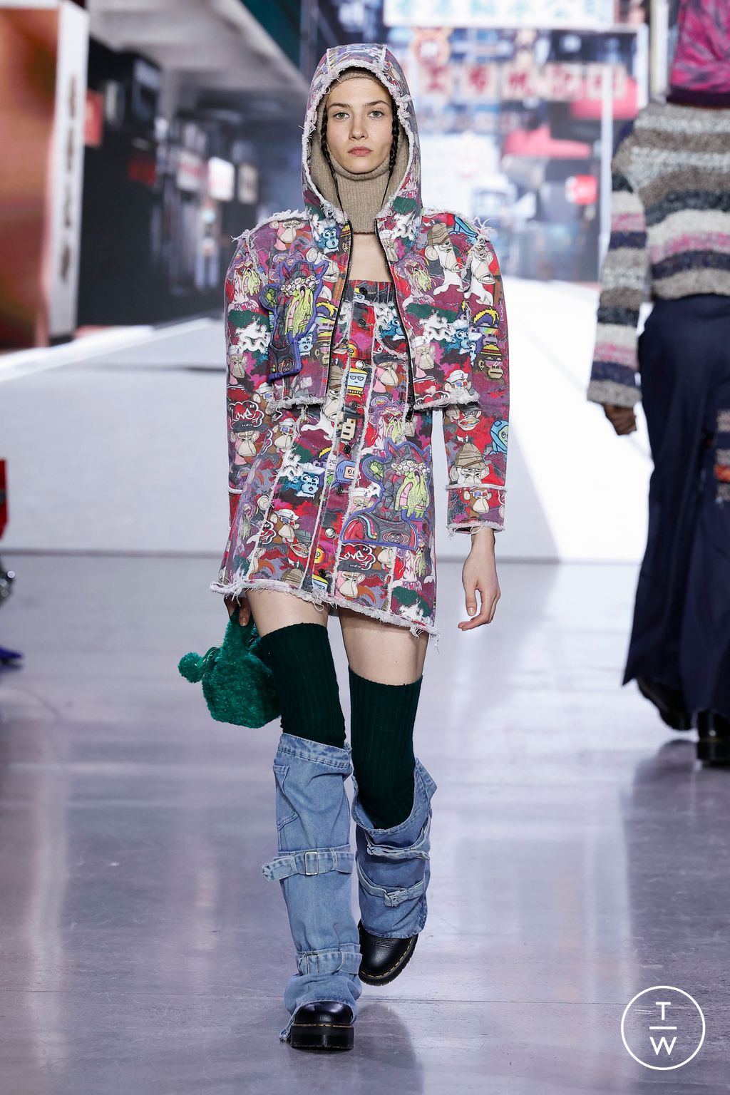 Fashion Week New York Fall/Winter 2023 look 23 from the Vivienne Tam collection womenswear