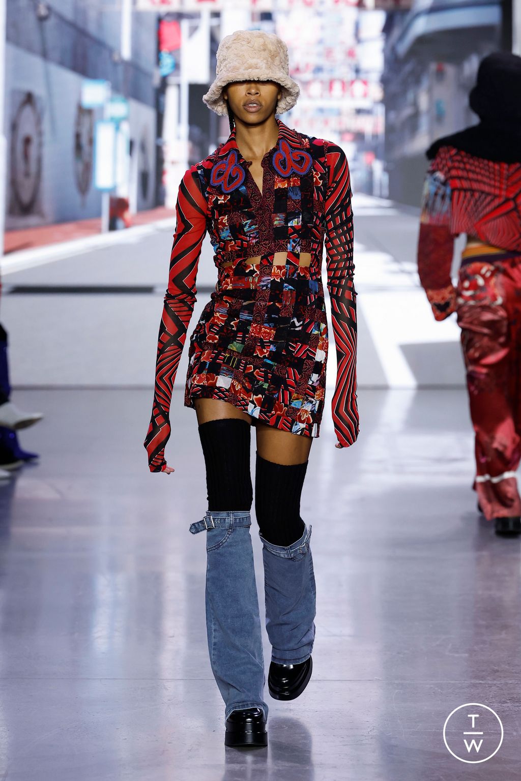 Fashion Week New York Fall/Winter 2023 look 32 from the Vivienne Tam collection womenswear