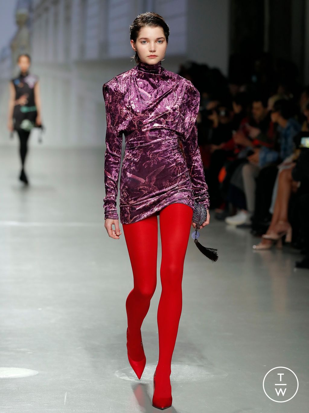 Fashion Week Paris Fall/Winter 2024 look 23 de la collection Vivienne Tam womenswear
