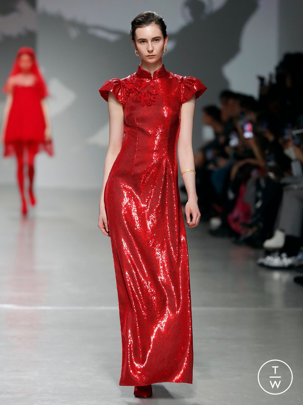 Fashion Week Paris Fall/Winter 2024 look 34 from the Vivienne Tam collection womenswear