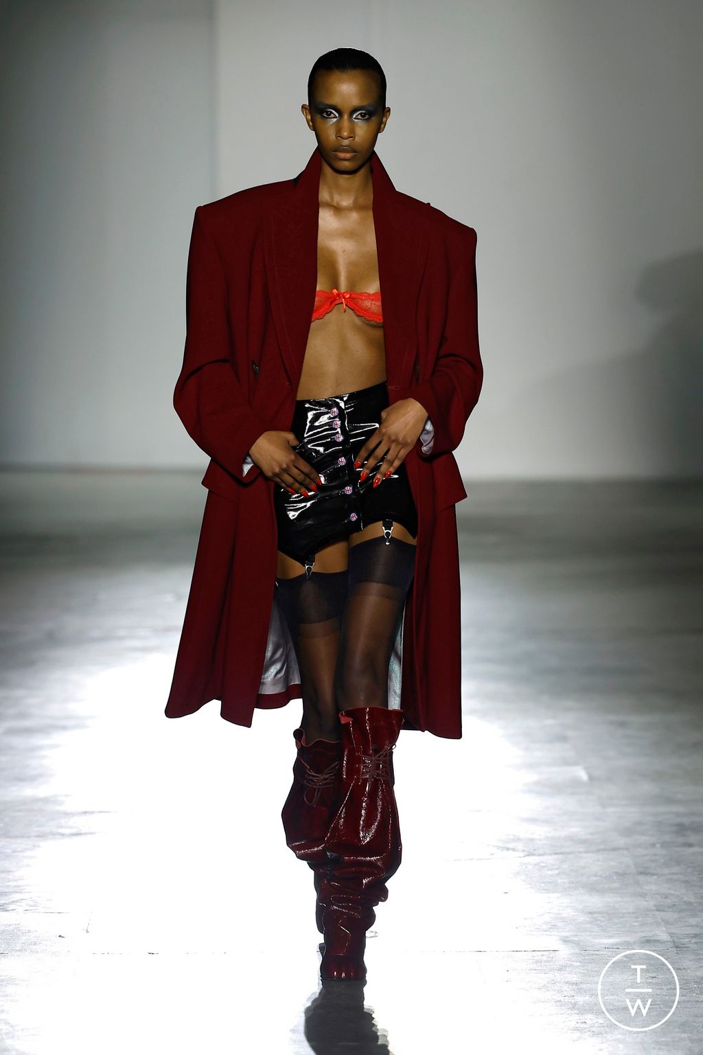 Fashion Week Paris Fall/Winter 2026 look 11 from the Vivienne Westwood collection womenswear