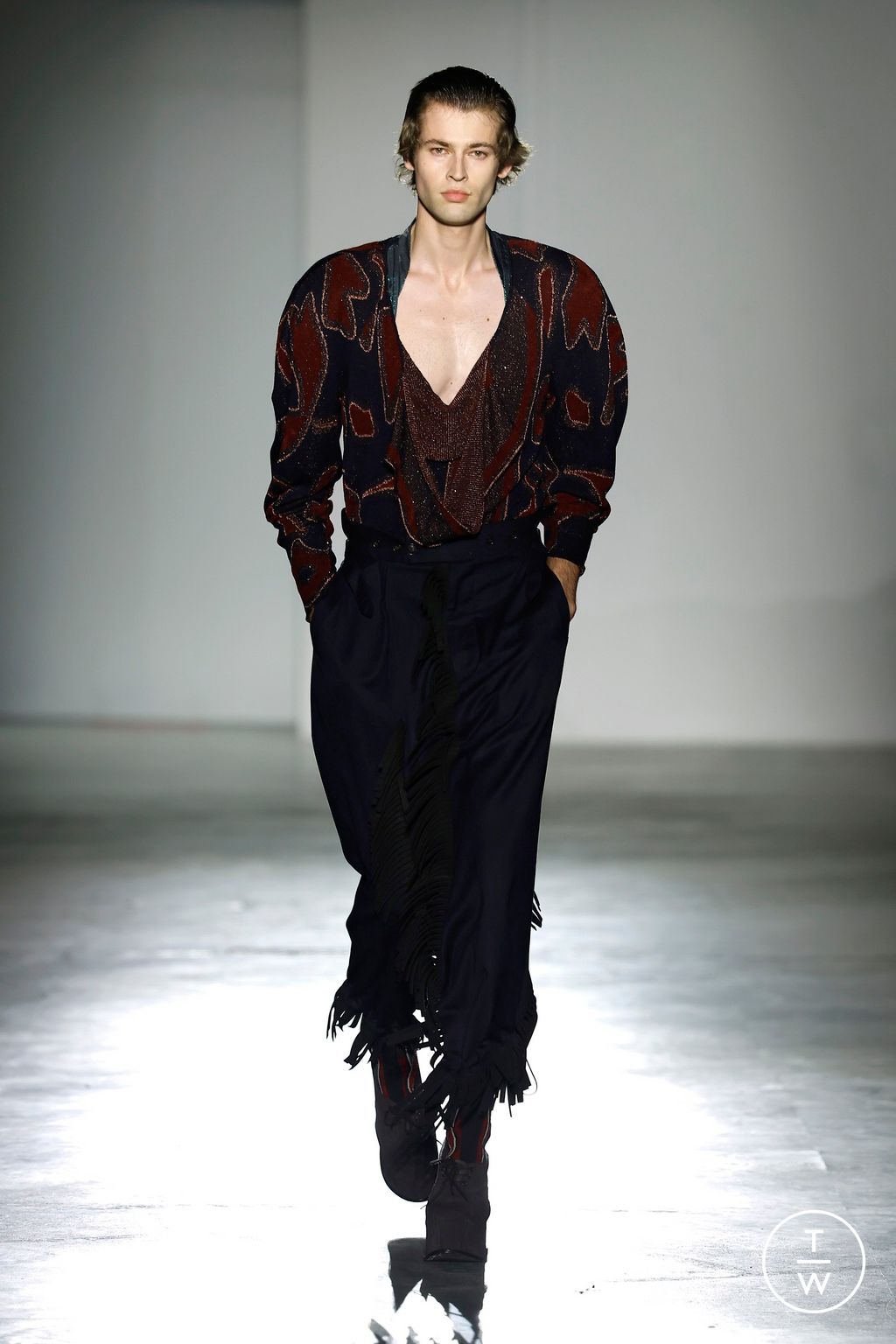 Fashion Week Paris Fall/Winter 2026 look 37 from the Vivienne Westwood collection womenswear