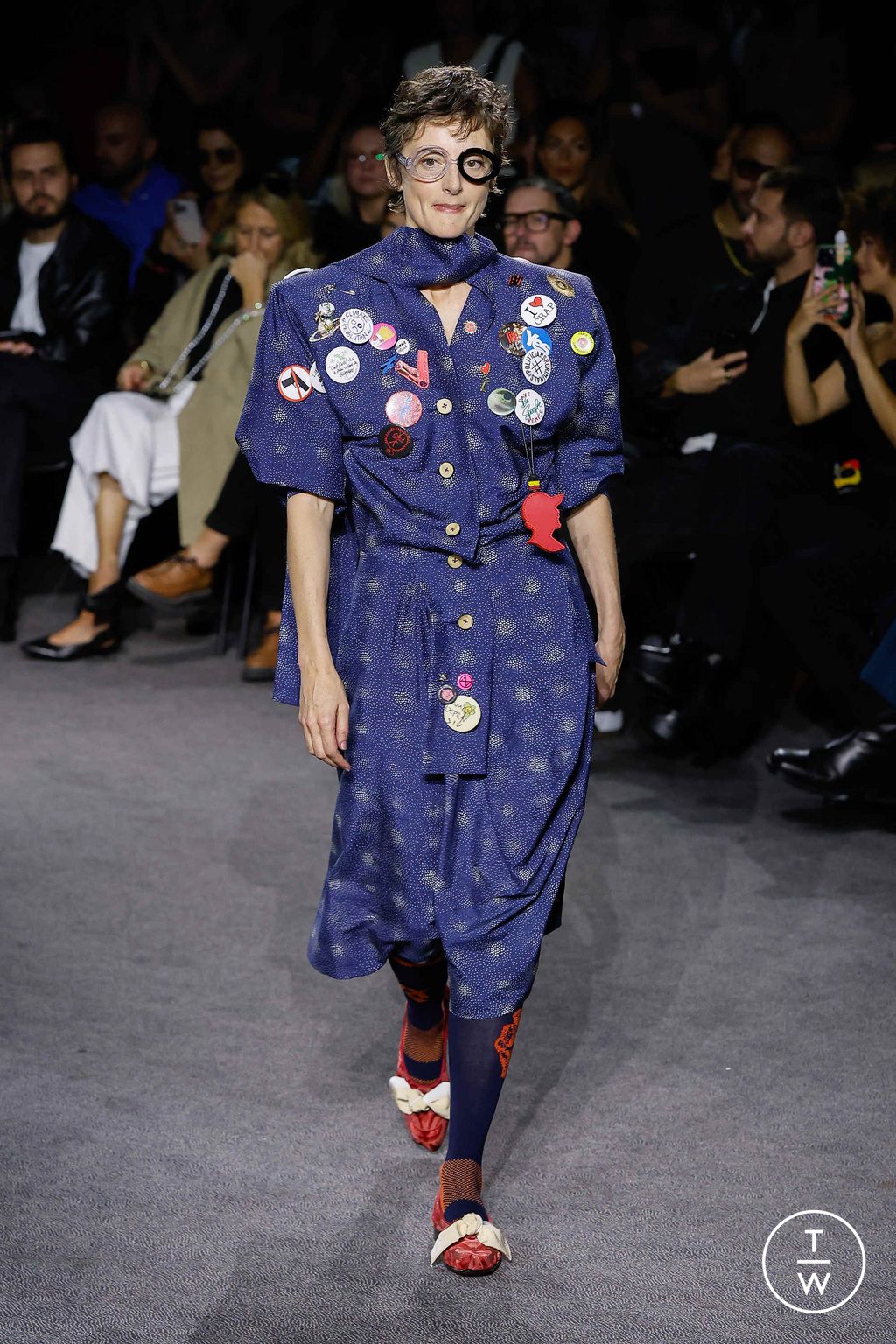 Fashion Week Paris Spring/Summer 2024 look 7 from the Andreas Kronthaler for Vivienne Westwood collection womenswear