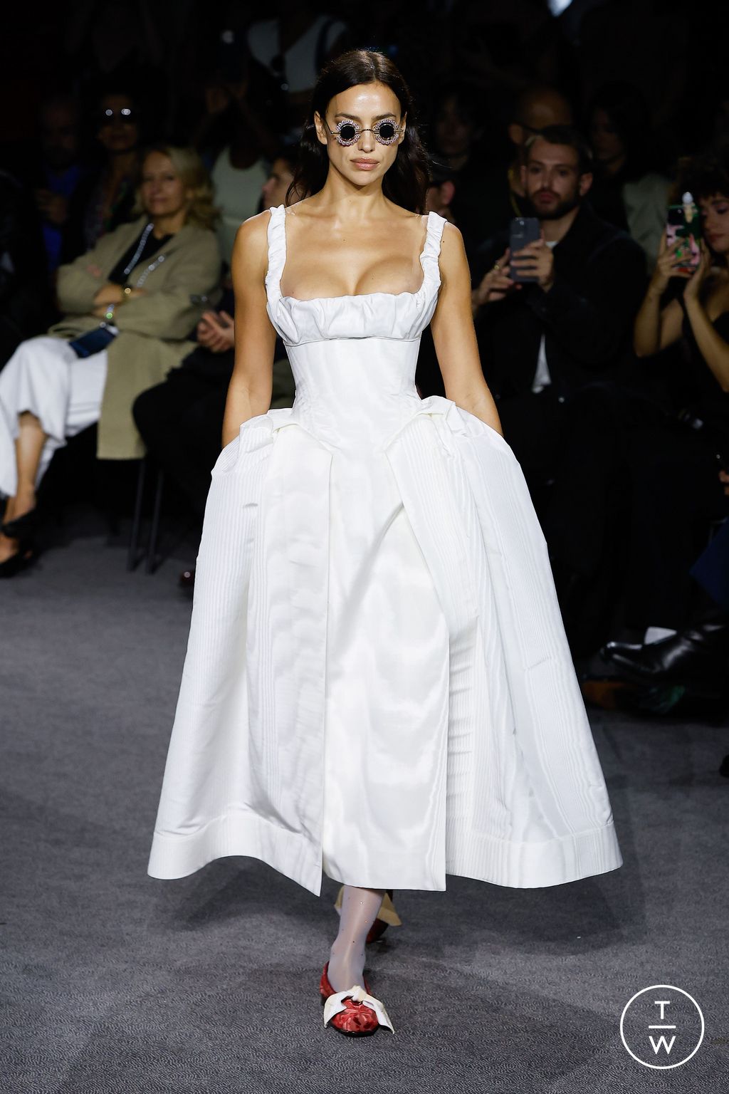 Fashion Week Paris Spring/Summer 2024 look 38 de la collection Andreas Kronthaler for Vivienne Westwood womenswear