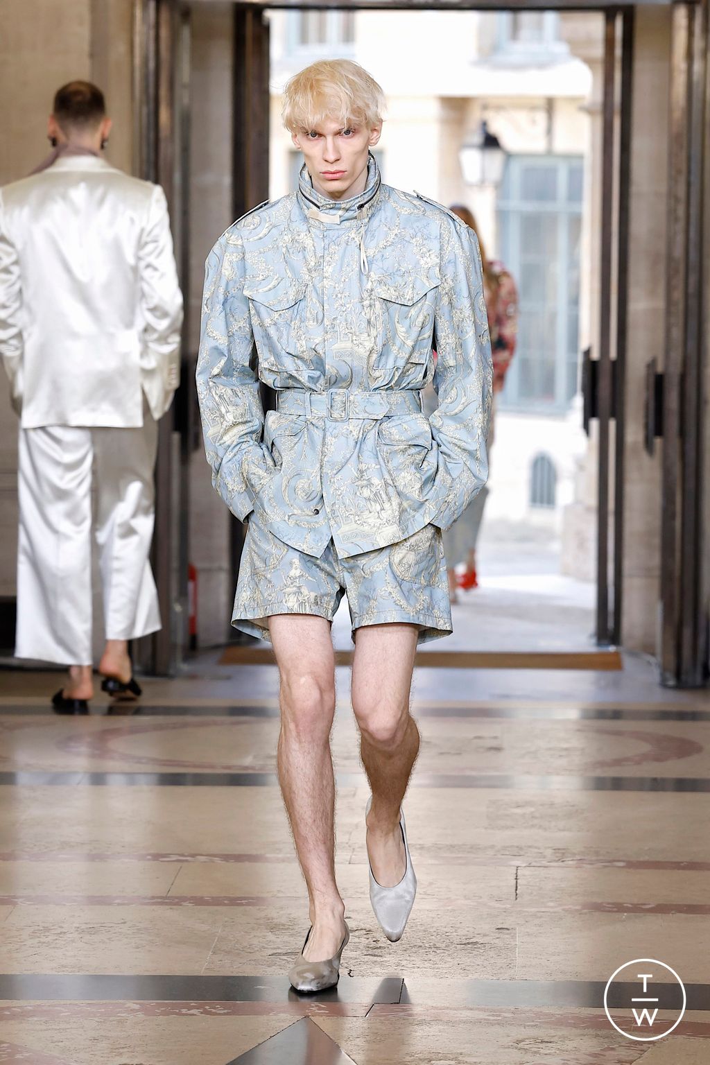 Fashion Week Paris Spring/Summer 2026 look 16 from the Vivienne Westwood collection womenswear