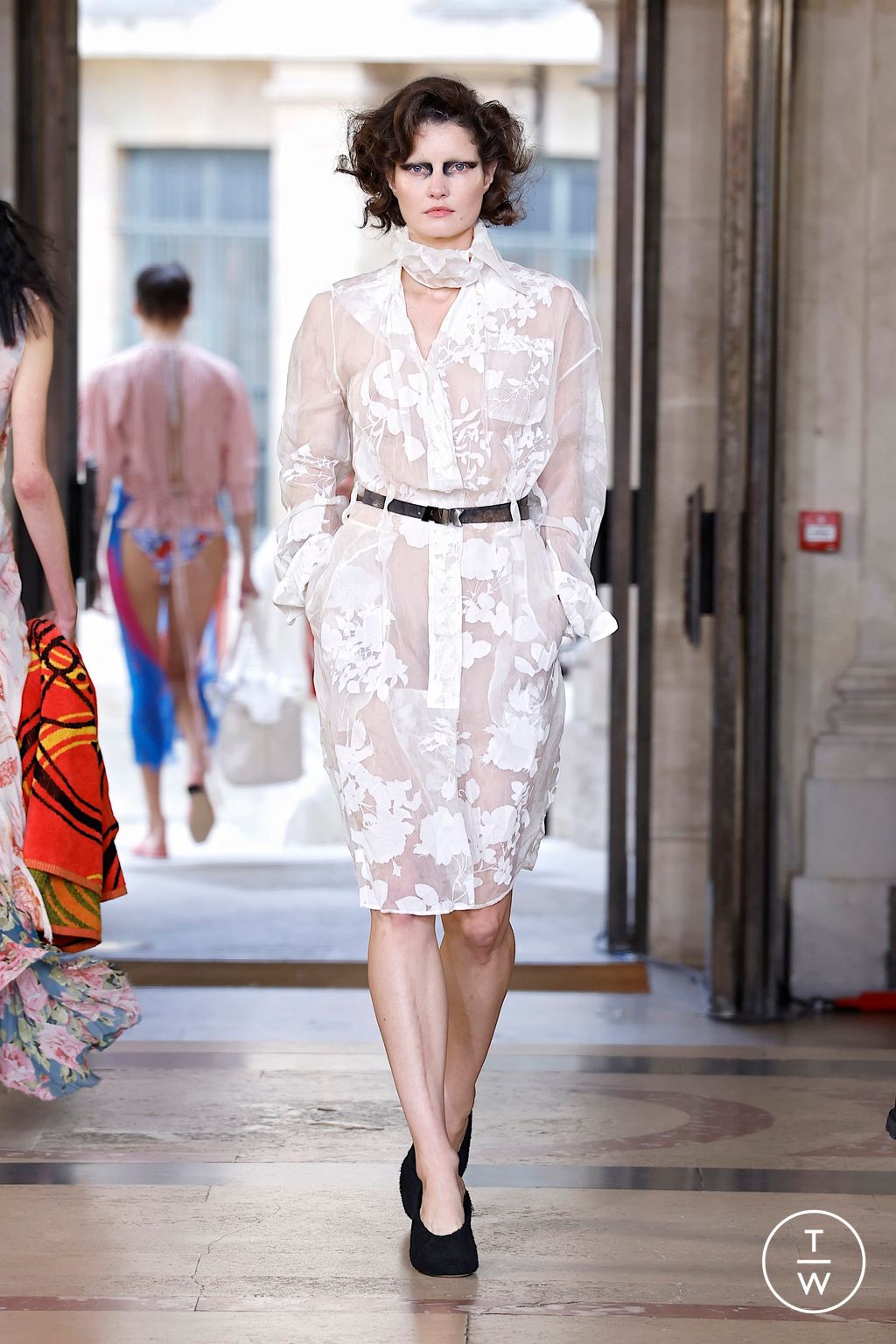 Fashion Week Paris Spring/Summer 2026 look 27 from the Vivienne Westwood collection womenswear