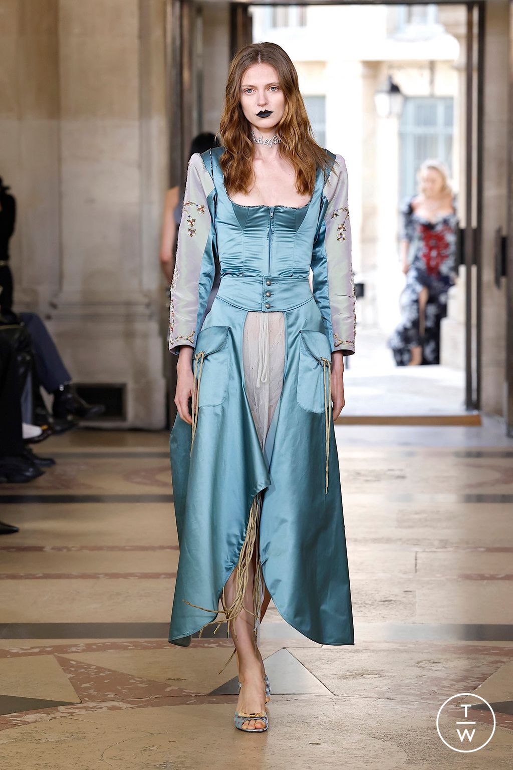 Fashion Week Paris Spring/Summer 2026 look 37 from the Vivienne Westwood collection 女装