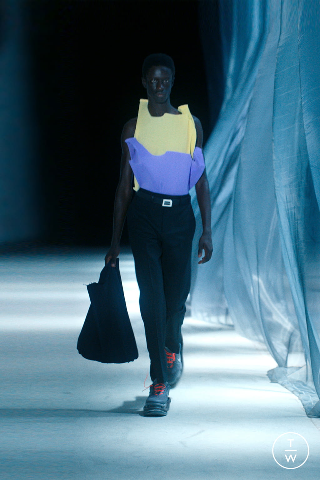 Fashion Week Paris Spring/Summer 2022 look 33 from the Botter collection womenswear