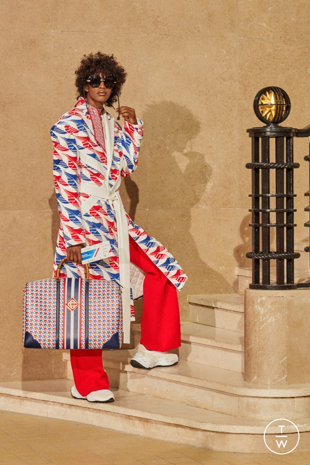 Fashion Week Paris Fall/Winter 2022 look 11 from the Casablanca collection 男装