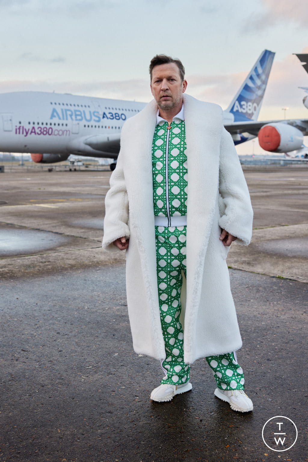 Fashion Week Paris Fall/Winter 2022 look 31 from the Casablanca collection menswear