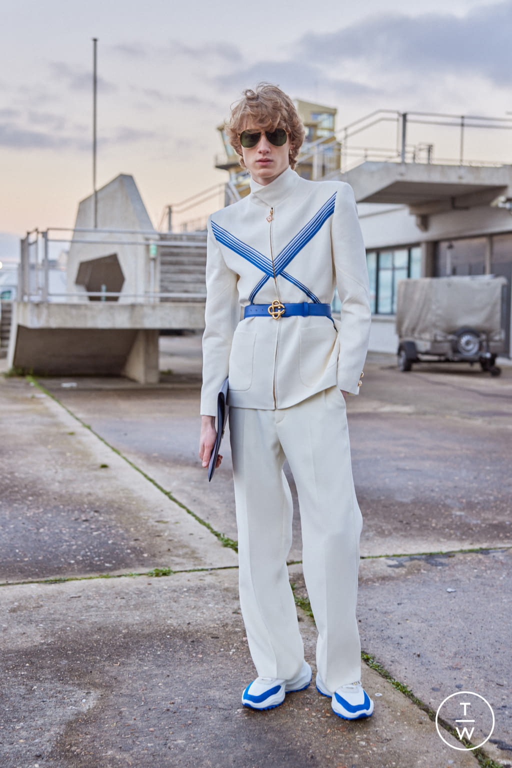 Fashion Week Paris Fall/Winter 2022 look 36 from the Casablanca collection menswear