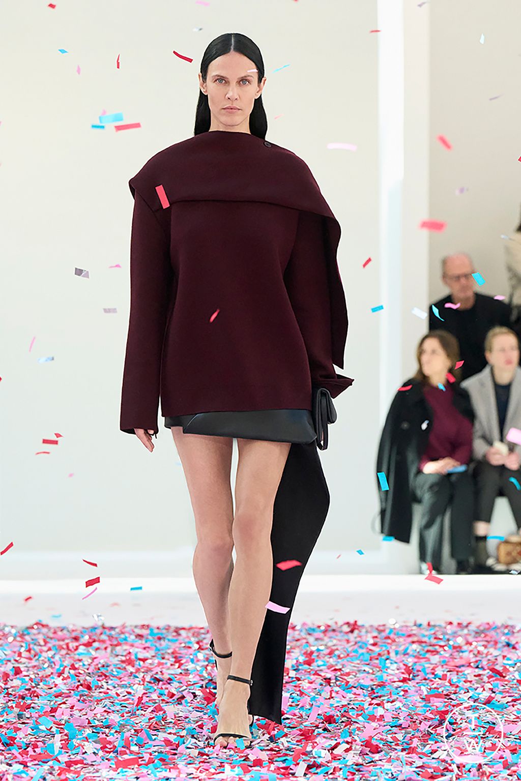 Fashion Week Paris Fall/Winter 2025 look 14 from the Courrèges collection womenswear