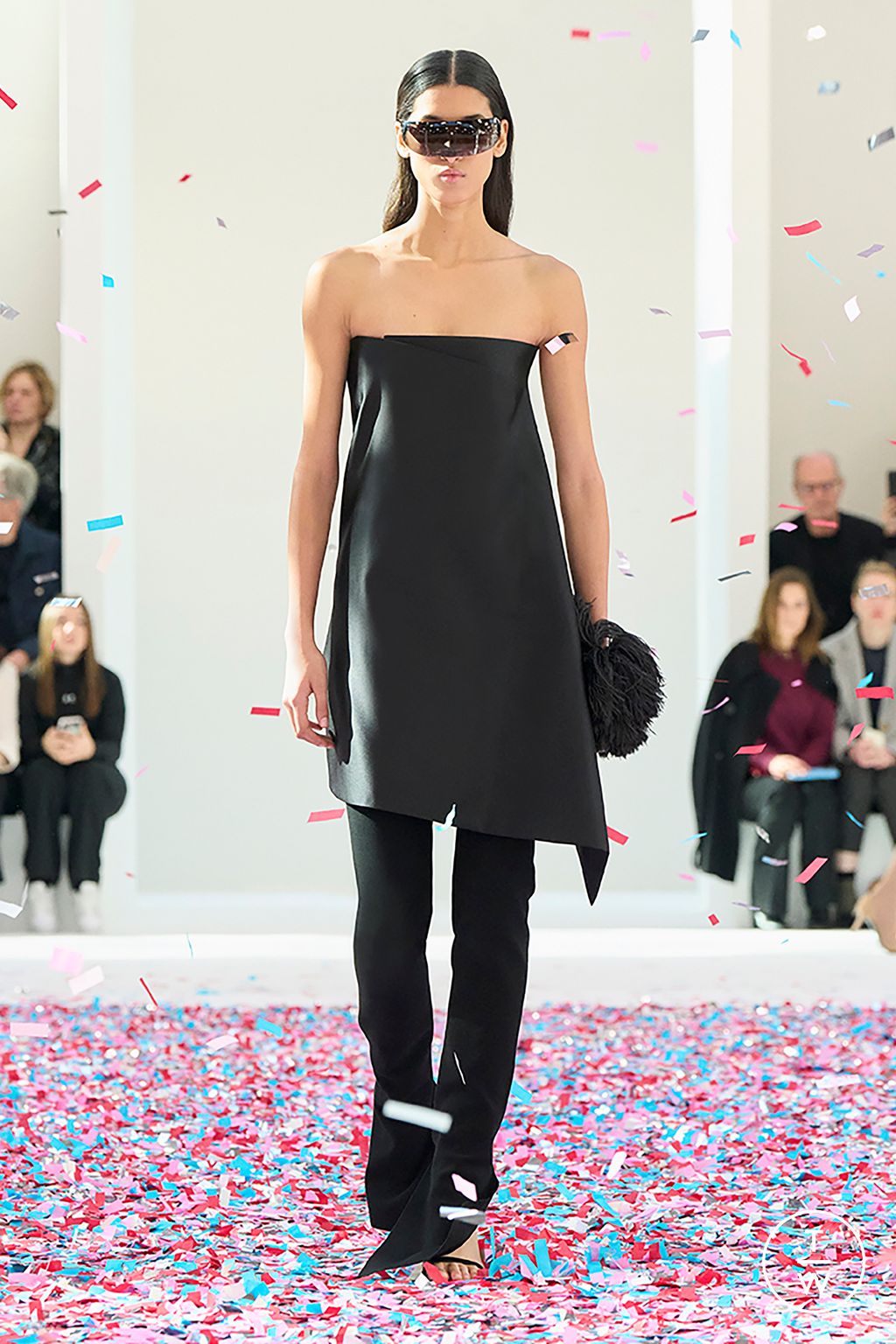 Fashion Week Paris Fall/Winter 2025 look 42 from the Courrèges collection womenswear