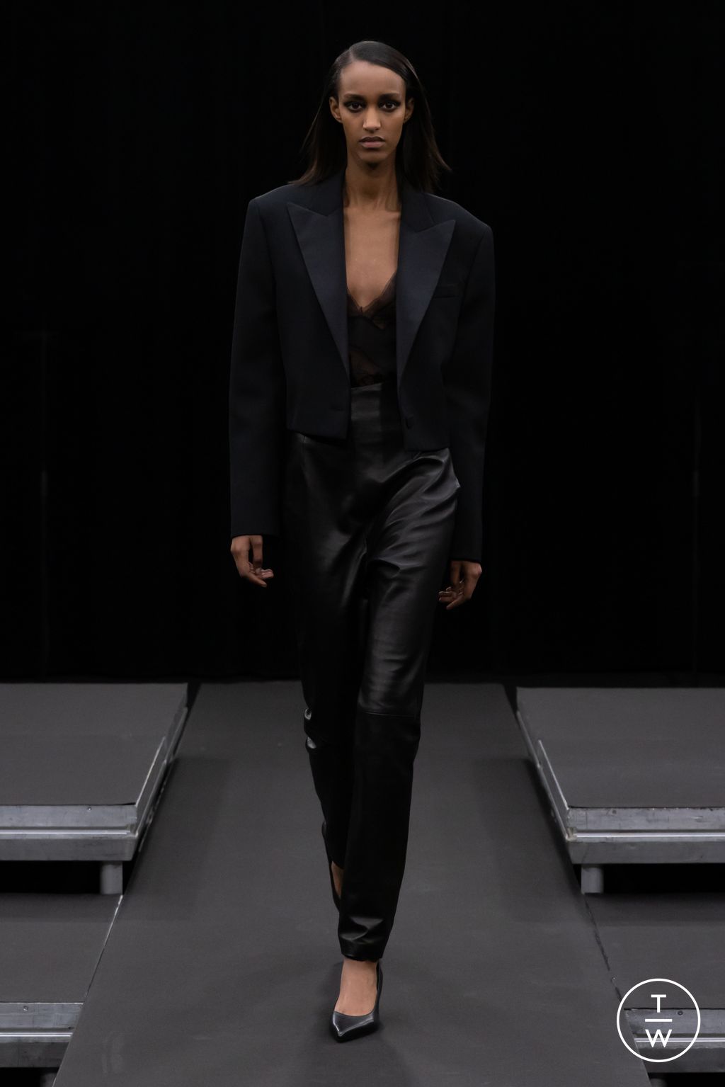 Fashion Week Paris Fall/Winter 2023 look 10 from the Rev collection womenswear