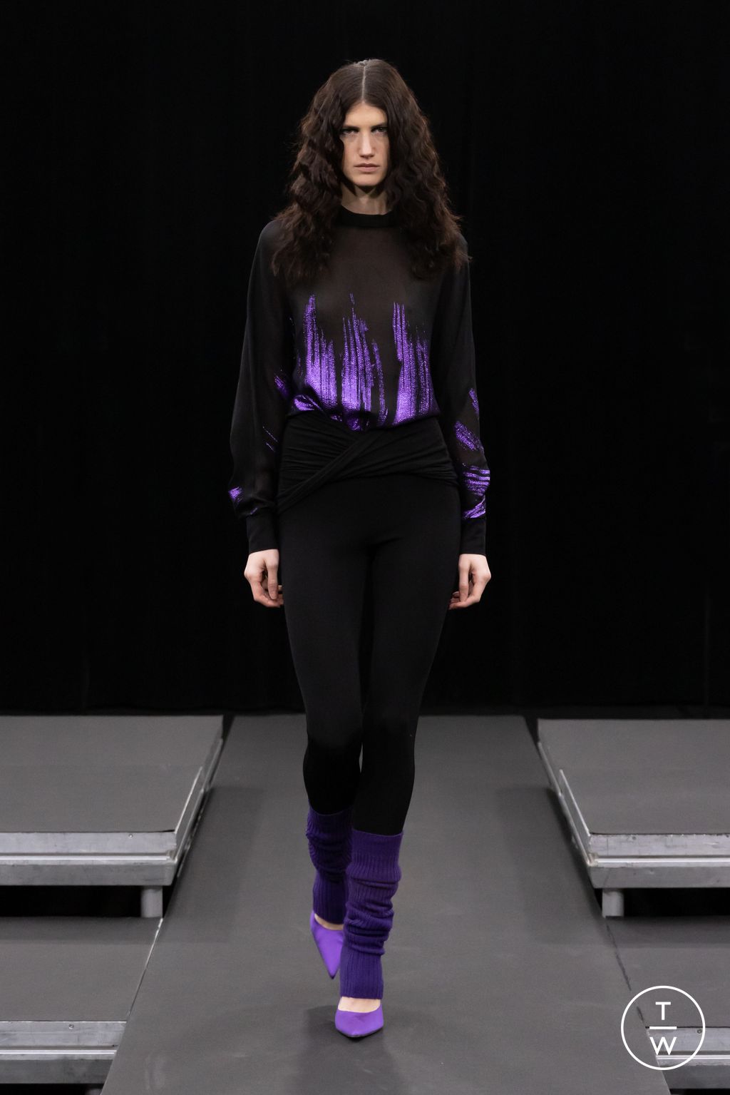 Fashion Week Paris Fall/Winter 2023 look 16 from the Rev collection womenswear