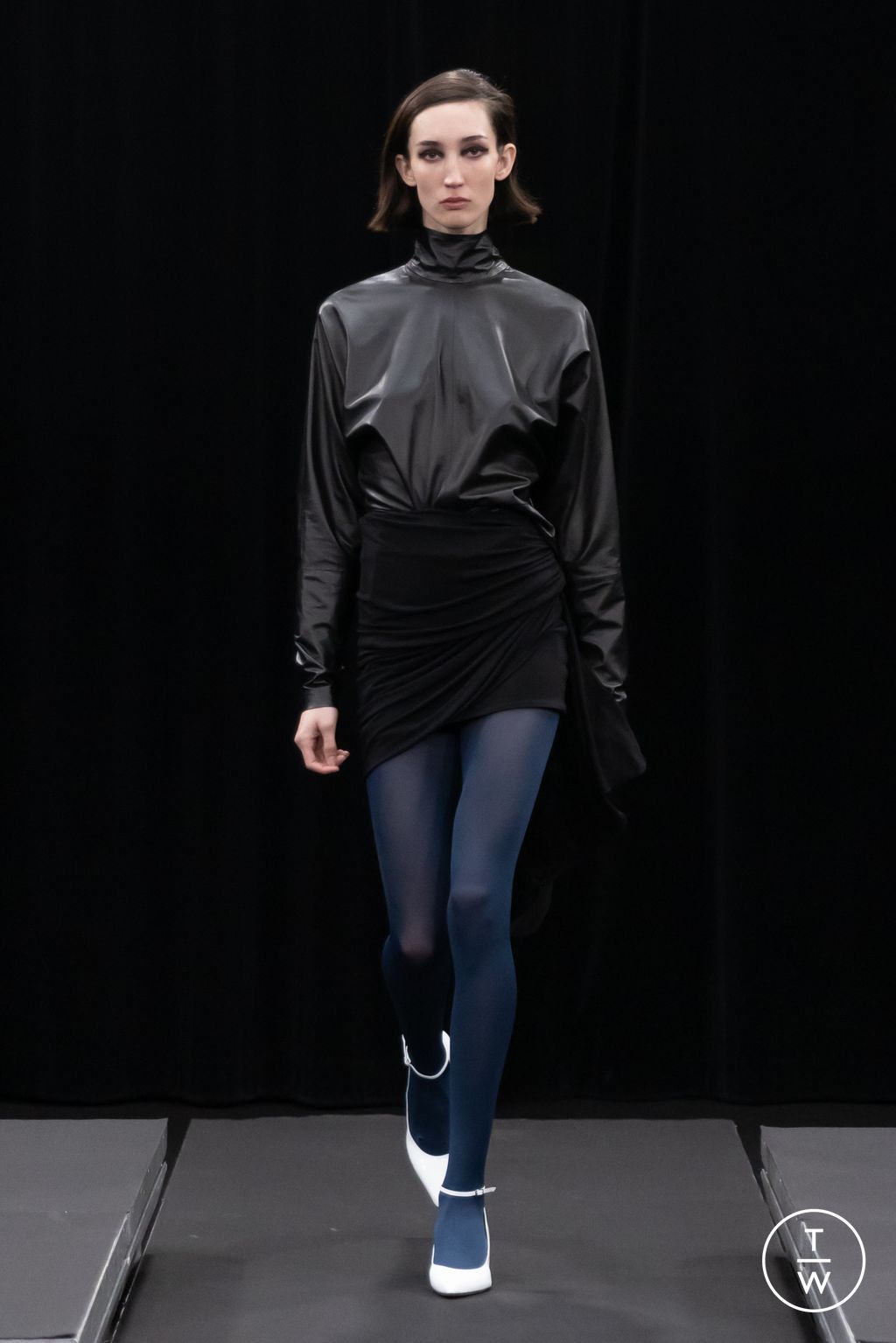 Fashion Week Paris Fall/Winter 2023 look 5 de la collection Rev womenswear